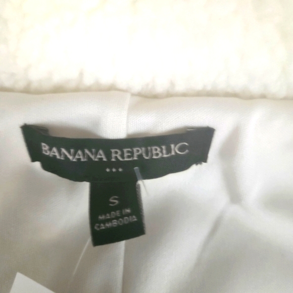NWT Banana Republic white jacket, size small sharpa style NWT - Picture 14 of 16